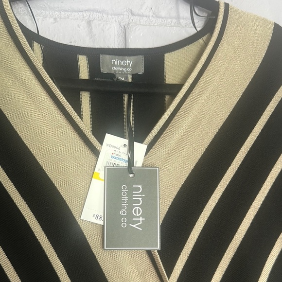 NEW Ninety Black and Tan Fit and Flare Dress with V-Neck size M - Picture 2 of 4